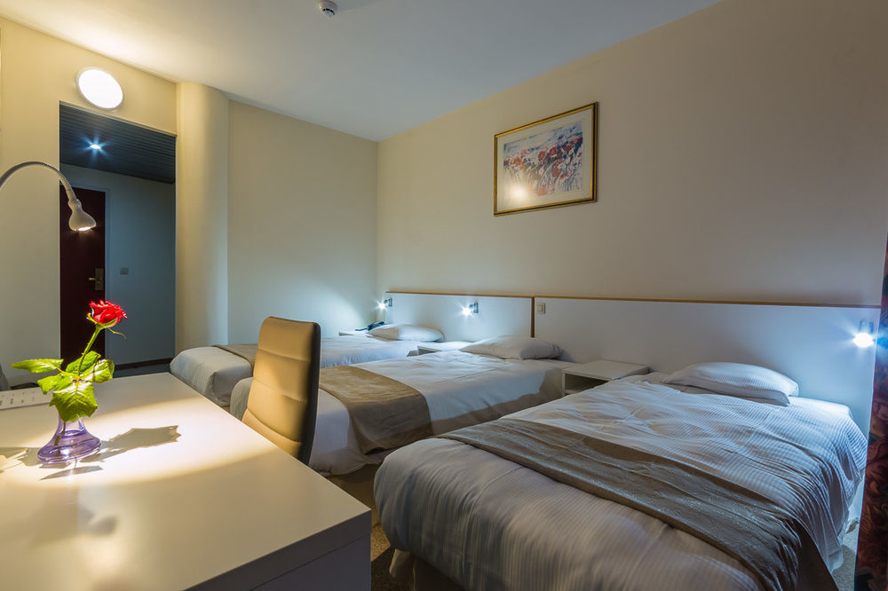 Slina Hotel Brussels Sint-Jans-Molenbeek Exterior photo